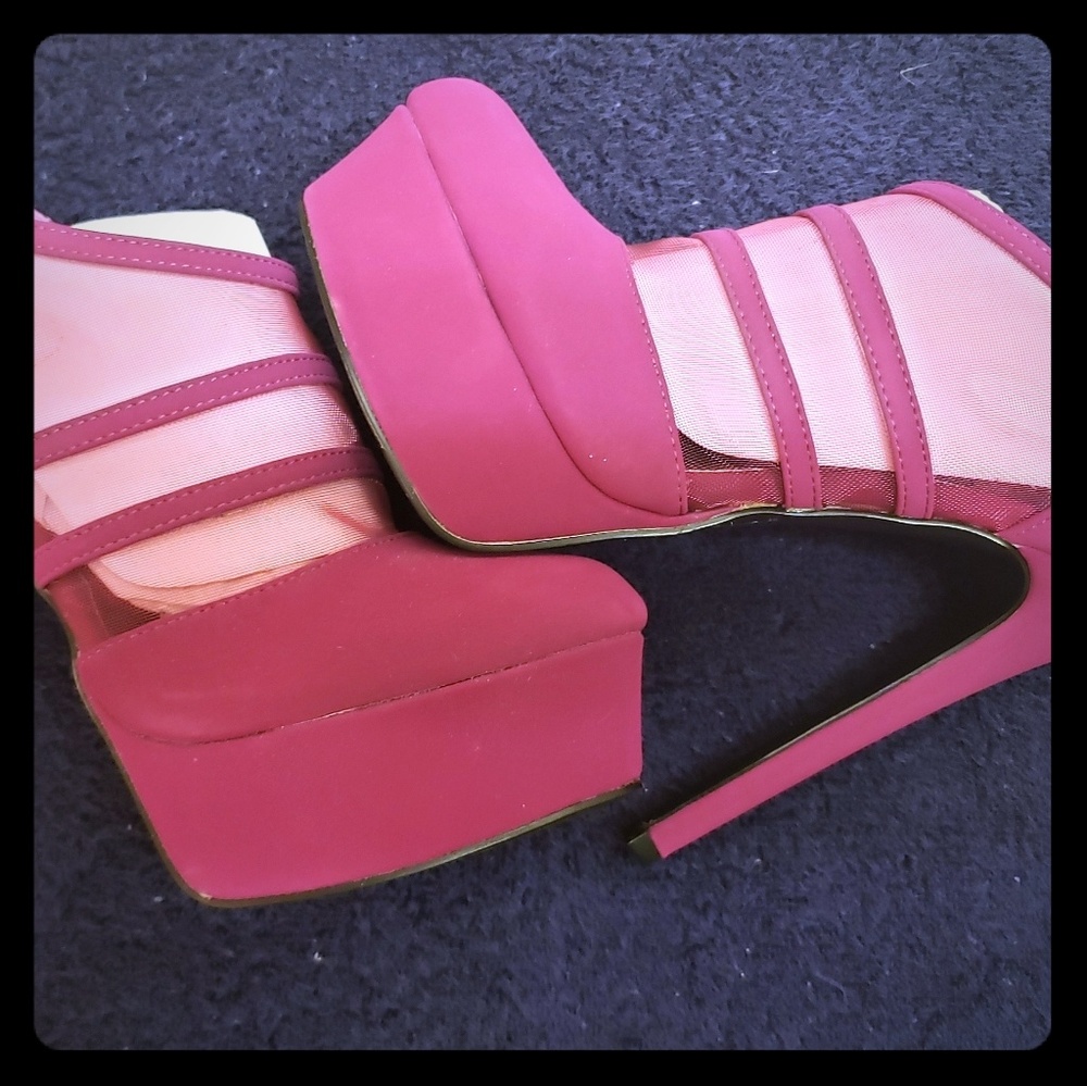 HOT PINK STILETTOS